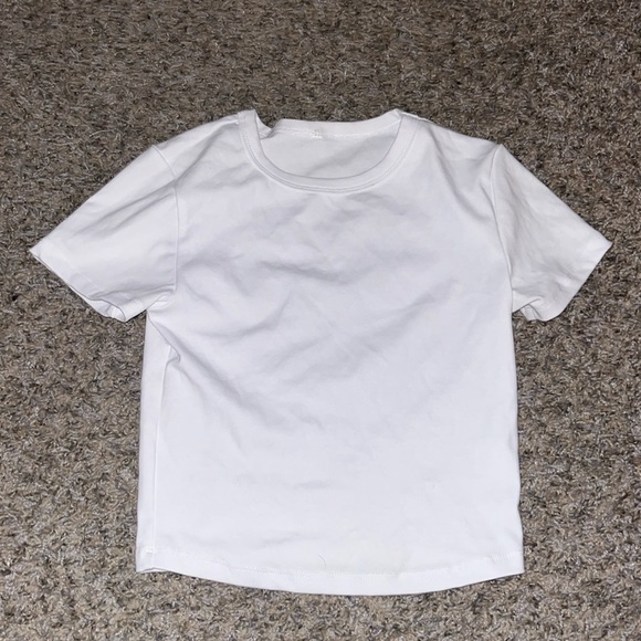 NEVER WORN white crop top! - Picture 1 of 3